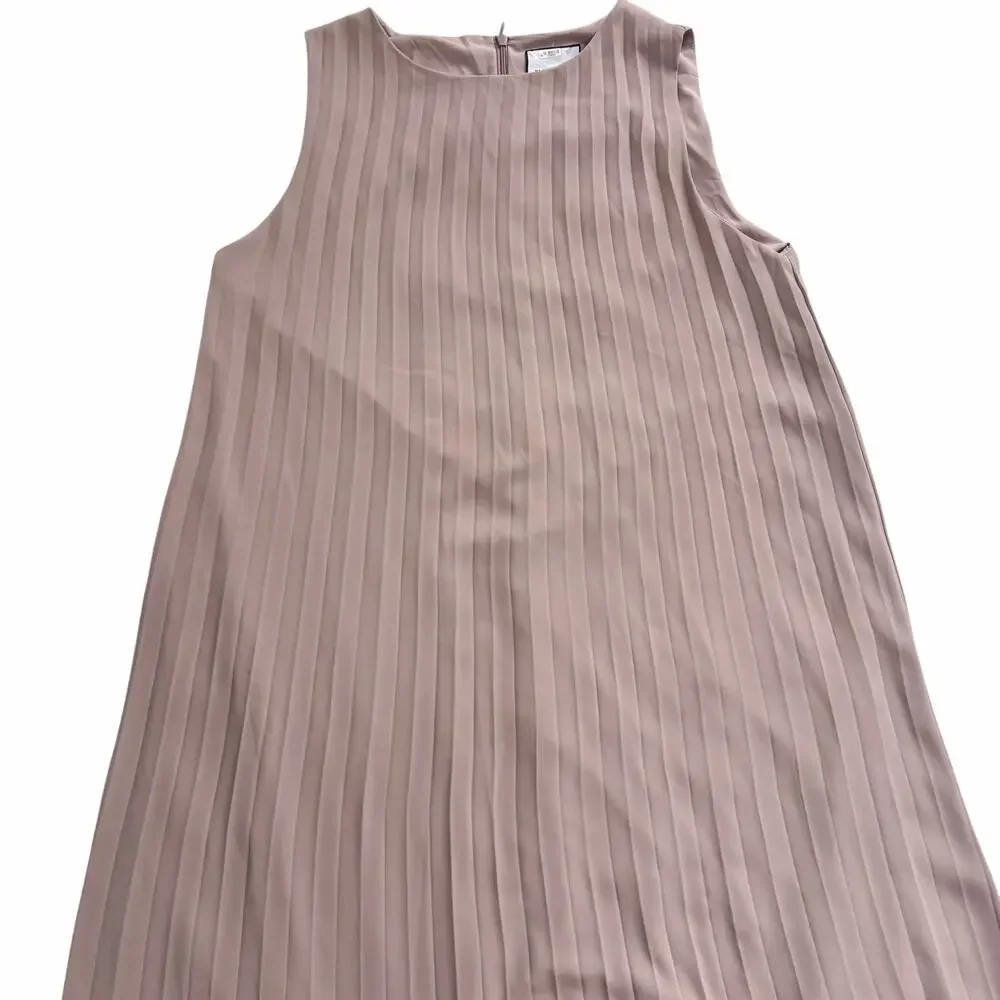ELLIE MAKIR MIDI PLEATED DRESS MODEST HIGH-LOW HEM WOMEN SIZE LARGE - Picture 9 of 15